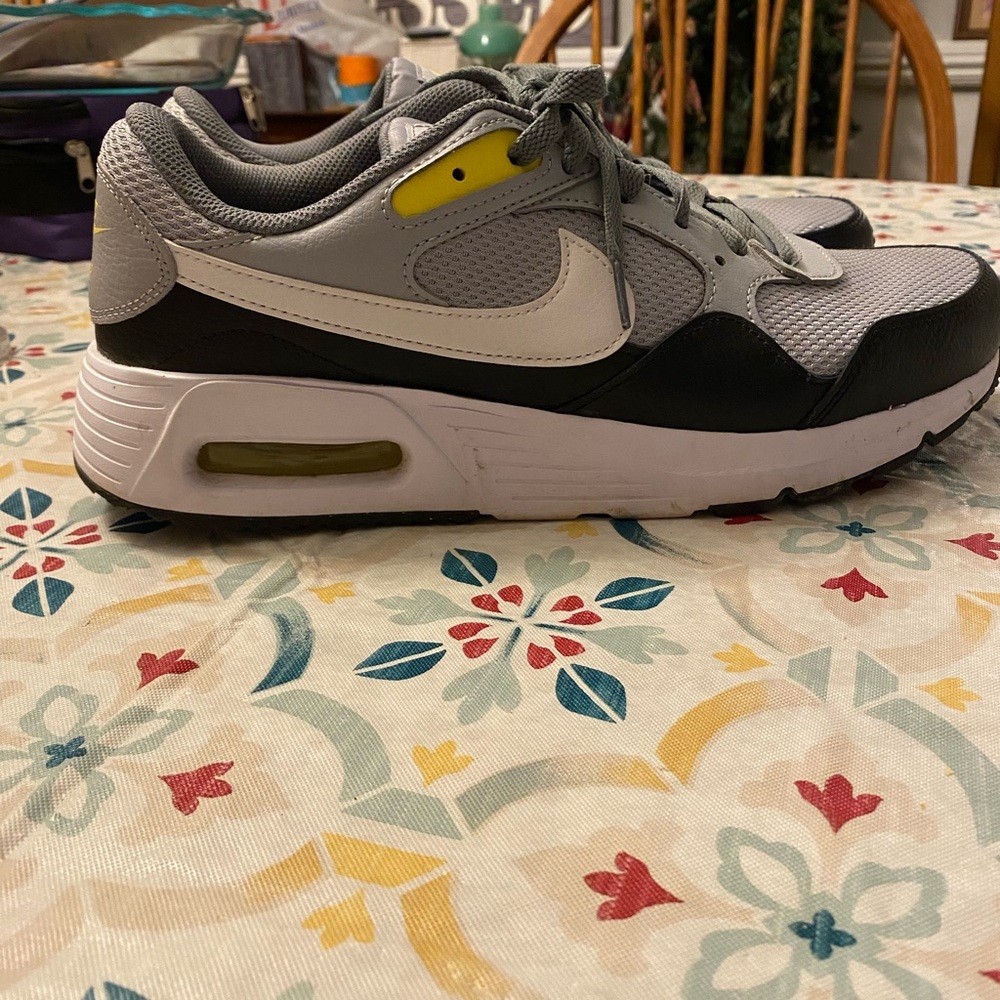 Nike Gray and Black Sneakers Air Max ECEE